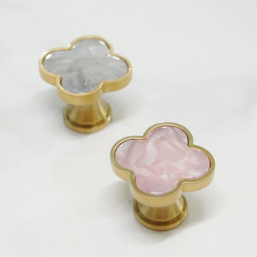 CLEEF Pink Knob
